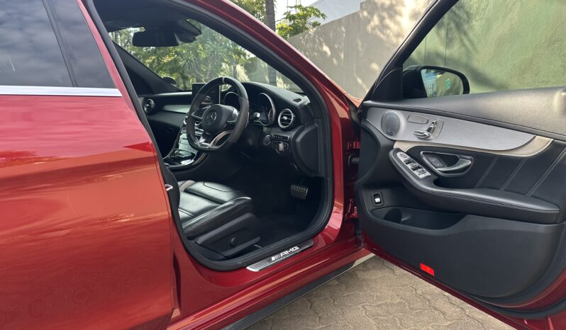 2016 Mercedes-AMG C-Class C63S full