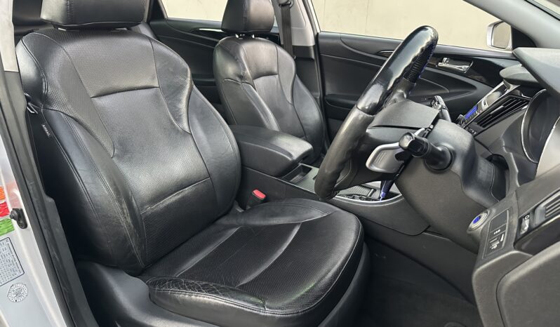 2012 HYUNDAI SONATA 2.4GLS/EXECUTIVE AUTOMATIC R129950.00 full